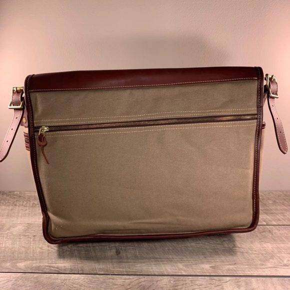 New JW Hulme Optimus 74102 Messenger Bag - Picture 4 of 9